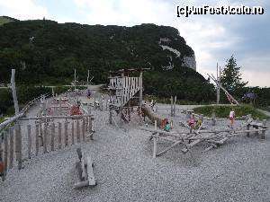 [P211] Steinplatte Waidrimg: Trassic Parc în zona Triassic trail » foto by mariana.olaru
 - 
<span class="allrVoted glyphicon glyphicon-heart hidden" id="av681153"></span>
<a class="m-l-10 hidden" id="sv681153" onclick="voting_Foto_DelVot(,681153,19484)" role="button">șterge vot <span class="glyphicon glyphicon-remove"></span></a>
<a id="v9681153" class=" c-red"  onclick="voting_Foto_SetVot(681153)" role="button"><span class="glyphicon glyphicon-heart-empty"></span> <b>LIKE</b> = Votează poza</a> <img class="hidden"  id="f681153W9" src="/imagini/loader.gif" border="0" /><span class="AjErrMes hidden" id="e681153ErM"></span>