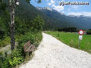 [P35] Austria, Waidring » foto by mariana.olaru
 - 
<span class="allrVoted glyphicon glyphicon-heart hidden" id="av680922"></span>
<a class="m-l-10 hidden" id="sv680922" onclick="voting_Foto_DelVot(,680922,19484)" role="button">șterge vot <span class="glyphicon glyphicon-remove"></span></a>
<a id="v9680922" class=" c-red"  onclick="voting_Foto_SetVot(680922)" role="button"><span class="glyphicon glyphicon-heart-empty"></span> <b>LIKE</b> = Votează poza</a> <img class="hidden"  id="f680922W9" src="/imagini/loader.gif" border="0" /><span class="AjErrMes hidden" id="e680922ErM"></span>