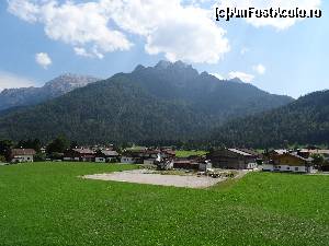 [P37] Austria, Waidring:vedere spre masivul Loferer Steinberge.  » foto by mariana.olaru
 - 
<span class="allrVoted glyphicon glyphicon-heart hidden" id="av680924"></span>
<a class="m-l-10 hidden" id="sv680924" onclick="voting_Foto_DelVot(,680924,19484)" role="button">șterge vot <span class="glyphicon glyphicon-remove"></span></a>
<a id="v9680924" class=" c-red"  onclick="voting_Foto_SetVot(680924)" role="button"><span class="glyphicon glyphicon-heart-empty"></span> <b>LIKE</b> = Votează poza</a> <img class="hidden"  id="f680924W9" src="/imagini/loader.gif" border="0" /><span class="AjErrMes hidden" id="e680924ErM"></span>