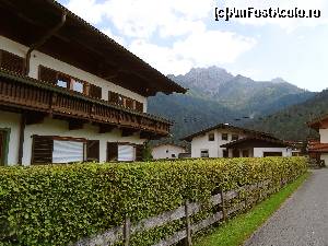 [P49] Austria, Waidring : din colecția de vile a localității » foto by mariana.olaru
 - 
<span class="allrVoted glyphicon glyphicon-heart hidden" id="av680936"></span>
<a class="m-l-10 hidden" id="sv680936" onclick="voting_Foto_DelVot(,680936,19484)" role="button">șterge vot <span class="glyphicon glyphicon-remove"></span></a>
<a id="v9680936" class=" c-red"  onclick="voting_Foto_SetVot(680936)" role="button"><span class="glyphicon glyphicon-heart-empty"></span> <b>LIKE</b> = Votează poza</a> <img class="hidden"  id="f680936W9" src="/imagini/loader.gif" border="0" /><span class="AjErrMes hidden" id="e680936ErM"></span>