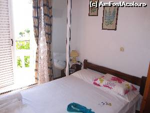 [P10] Rena Apartments Xirokastello- restul camerei, a trebuit sa deschid usa de la intrare ca sa pot poza » foto by luciaoradea
 - 
<span class="allrVoted glyphicon glyphicon-heart hidden" id="av681636"></span>
<a class="m-l-10 hidden" id="sv681636" onclick="voting_Foto_DelVot(,681636,19502)" role="button">șterge vot <span class="glyphicon glyphicon-remove"></span></a>
<a id="v9681636" class=" c-red"  onclick="voting_Foto_SetVot(681636)" role="button"><span class="glyphicon glyphicon-heart-empty"></span> <b>LIKE</b> = Votează poza</a> <img class="hidden"  id="f681636W9" src="/imagini/loader.gif" border="0" /><span class="AjErrMes hidden" id="e681636ErM"></span>