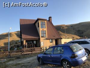 [P07] parcarea si cabana » foto by Dan&Ema
 - 
<span class="allrVoted glyphicon glyphicon-heart hidden" id="av1119512"></span>
<a class="m-l-10 hidden" id="sv1119512" onclick="voting_Foto_DelVot(,1119512,19515)" role="button">șterge vot <span class="glyphicon glyphicon-remove"></span></a>
<a id="v91119512" class=" c-red"  onclick="voting_Foto_SetVot(1119512)" role="button"><span class="glyphicon glyphicon-heart-empty"></span> <b>LIKE</b> = Votează poza</a> <img class="hidden"  id="f1119512W9" src="/imagini/loader.gif" border="0" /><span class="AjErrMes hidden" id="e1119512ErM"></span>