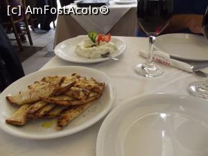 [P18] Tzatziki şi pita fierbinte pentru început » foto by irinad
 - 
<span class="allrVoted glyphicon glyphicon-heart hidden" id="av932910"></span>
<a class="m-l-10 hidden" id="sv932910" onclick="voting_Foto_DelVot(,932910,19516)" role="button">șterge vot <span class="glyphicon glyphicon-remove"></span></a>
<a id="v9932910" class=" c-red"  onclick="voting_Foto_SetVot(932910)" role="button"><span class="glyphicon glyphicon-heart-empty"></span> <b>LIKE</b> = Votează poza</a> <img class="hidden"  id="f932910W9" src="/imagini/loader.gif" border="0" /><span class="AjErrMes hidden" id="e932910ErM"></span>