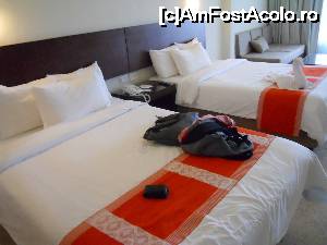 [P07] Camera mea, cu paturi twin, dar fiecare foarte mare.  » foto by alle4295
 - 
<span class="allrVoted glyphicon glyphicon-heart hidden" id="av683886"></span>
<a class="m-l-10 hidden" id="sv683886" onclick="voting_Foto_DelVot(,683886,19528)" role="button">șterge vot <span class="glyphicon glyphicon-remove"></span></a>
<a id="v9683886" class=" c-red"  onclick="voting_Foto_SetVot(683886)" role="button"><span class="glyphicon glyphicon-heart-empty"></span> <b>LIKE</b> = Votează poza</a> <img class="hidden"  id="f683886W9" src="/imagini/loader.gif" border="0" /><span class="AjErrMes hidden" id="e683886ErM"></span>