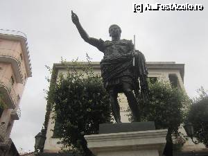 [P40] Statuia lui OTTAVIANO AUGUSTO din Nola » foto by bica adriana
 - 
<span class="allrVoted glyphicon glyphicon-heart hidden" id="av691179"></span>
<a class="m-l-10 hidden" id="sv691179" onclick="voting_Foto_DelVot(,691179,19644)" role="button">șterge vot <span class="glyphicon glyphicon-remove"></span></a>
<a id="v9691179" class=" c-red"  onclick="voting_Foto_SetVot(691179)" role="button"><span class="glyphicon glyphicon-heart-empty"></span> <b>LIKE</b> = Votează poza</a> <img class="hidden"  id="f691179W9" src="/imagini/loader.gif" border="0" /><span class="AjErrMes hidden" id="e691179ErM"></span>