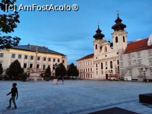 [P26] Piața Szechenyi cu Biserica Sf. Ignatius de Loyola » foto by crismis
 - 
<span class="allrVoted glyphicon glyphicon-heart hidden" id="av1400697"></span>
<a class="m-l-10 hidden" id="sv1400697" onclick="voting_Foto_DelVot(,1400697,19654)" role="button">șterge vot <span class="glyphicon glyphicon-remove"></span></a>
<a id="v91400697" class=" c-red"  onclick="voting_Foto_SetVot(1400697)" role="button"><span class="glyphicon glyphicon-heart-empty"></span> <b>LIKE</b> = Votează poza</a> <img class="hidden"  id="f1400697W9" src="/imagini/loader.gif" border="0" /><span class="AjErrMes hidden" id="e1400697ErM"></span>
