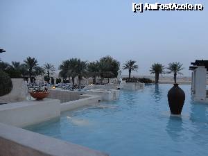 [P12] piscina seara... si apoi desertul » foto by iorgulescua
 - 
<span class="allrVoted glyphicon glyphicon-heart hidden" id="av692380"></span>
<a class="m-l-10 hidden" id="sv692380" onclick="voting_Foto_DelVot(,692380,19668)" role="button">șterge vot <span class="glyphicon glyphicon-remove"></span></a>
<a id="v9692380" class=" c-red"  onclick="voting_Foto_SetVot(692380)" role="button"><span class="glyphicon glyphicon-heart-empty"></span> <b>LIKE</b> = Votează poza</a> <img class="hidden"  id="f692380W9" src="/imagini/loader.gif" border="0" /><span class="AjErrMes hidden" id="e692380ErM"></span>