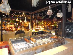 [P17] bunatati la restaurantul al hadheerah » foto by iorgulescua
 - 
<span class="allrVoted glyphicon glyphicon-heart hidden" id="av692385"></span>
<a class="m-l-10 hidden" id="sv692385" onclick="voting_Foto_DelVot(,692385,19668)" role="button">șterge vot <span class="glyphicon glyphicon-remove"></span></a>
<a id="v9692385" class=" c-red"  onclick="voting_Foto_SetVot(692385)" role="button"><span class="glyphicon glyphicon-heart-empty"></span> <b>LIKE</b> = Votează poza</a> <img class="hidden"  id="f692385W9" src="/imagini/loader.gif" border="0" /><span class="AjErrMes hidden" id="e692385ErM"></span>