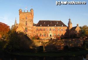 [P16] Huis Bergh vazut de pe dig » foto by Radu Tudoran
 - 
<span class="allrVoted glyphicon glyphicon-heart hidden" id="av693643"></span>
<a class="m-l-10 hidden" id="sv693643" onclick="voting_Foto_DelVot(,693643,19676)" role="button">șterge vot <span class="glyphicon glyphicon-remove"></span></a>
<a id="v9693643" class=" c-red"  onclick="voting_Foto_SetVot(693643)" role="button"><span class="glyphicon glyphicon-heart-empty"></span> <b>LIKE</b> = Votează poza</a> <img class="hidden"  id="f693643W9" src="/imagini/loader.gif" border="0" /><span class="AjErrMes hidden" id="e693643ErM"></span>