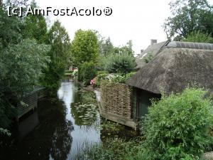 [P01] Dwarsgracht - un mini Giethoorn autentic, un popas de suflet despre comuniunea omului cu natura - » foto by mireille
 - 
<span class="allrVoted glyphicon glyphicon-heart hidden" id="av931056"></span>
<a class="m-l-10 hidden" id="sv931056" onclick="voting_Foto_DelVot(,931056,19677)" role="button">șterge vot <span class="glyphicon glyphicon-remove"></span></a>
<a id="v9931056" class=" c-red"  onclick="voting_Foto_SetVot(931056)" role="button"><span class="glyphicon glyphicon-heart-empty"></span> <b>LIKE</b> = Votează poza</a> <img class="hidden"  id="f931056W9" src="/imagini/loader.gif" border="0" /><span class="AjErrMes hidden" id="e931056ErM"></span>
