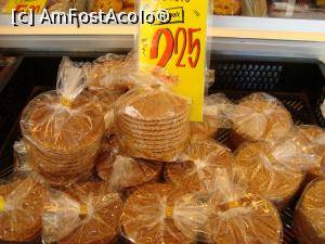 [P15] Am găsit cu greu o poză cu stroopwafel cumpărate la târg, un fel de vafe olandeze traditionale.  » foto by mireille
 - 
<span class="allrVoted glyphicon glyphicon-heart hidden" id="av1025036"></span>
<a class="m-l-10 hidden" id="sv1025036" onclick="voting_Foto_DelVot(,1025036,19677)" role="button">șterge vot <span class="glyphicon glyphicon-remove"></span></a>
<a id="v91025036" class=" c-red"  onclick="voting_Foto_SetVot(1025036)" role="button"><span class="glyphicon glyphicon-heart-empty"></span> <b>LIKE</b> = Votează poza</a> <img class="hidden"  id="f1025036W9" src="/imagini/loader.gif" border="0" /><span class="AjErrMes hidden" id="e1025036ErM"></span>