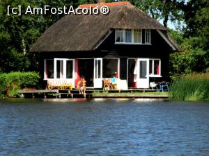 [P27] Giethoorn - pensiune » foto by makuy*
 - 
<span class="allrVoted glyphicon glyphicon-heart hidden" id="av768999"></span>
<a class="m-l-10 hidden" id="sv768999" onclick="voting_Foto_DelVot(,768999,19677)" role="button">șterge vot <span class="glyphicon glyphicon-remove"></span></a>
<a id="v9768999" class=" c-red"  onclick="voting_Foto_SetVot(768999)" role="button"><span class="glyphicon glyphicon-heart-empty"></span> <b>LIKE</b> = Votează poza</a> <img class="hidden"  id="f768999W9" src="/imagini/loader.gif" border="0" /><span class="AjErrMes hidden" id="e768999ErM"></span>