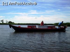 [P28] Giethoorn - înghețată, de vânzare!  » foto by makuy*
 - 
<span class="allrVoted glyphicon glyphicon-heart hidden" id="av769001"></span>
<a class="m-l-10 hidden" id="sv769001" onclick="voting_Foto_DelVot(,769001,19677)" role="button">șterge vot <span class="glyphicon glyphicon-remove"></span></a>
<a id="v9769001" class=" c-red"  onclick="voting_Foto_SetVot(769001)" role="button"><span class="glyphicon glyphicon-heart-empty"></span> <b>LIKE</b> = Votează poza</a> <img class="hidden"  id="f769001W9" src="/imagini/loader.gif" border="0" /><span class="AjErrMes hidden" id="e769001ErM"></span>