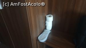 [P14] Pensiunea Select - obiecte pe cuier » foto by k-lator
 - 
<span class="allrVoted glyphicon glyphicon-heart hidden" id="av1255671"></span>
<a class="m-l-10 hidden" id="sv1255671" onclick="voting_Foto_DelVot(,1255671,19686)" role="button">șterge vot <span class="glyphicon glyphicon-remove"></span></a>
<a id="v91255671" class=" c-red"  onclick="voting_Foto_SetVot(1255671)" role="button"><span class="glyphicon glyphicon-heart-empty"></span> <b>LIKE</b> = Votează poza</a> <img class="hidden"  id="f1255671W9" src="/imagini/loader.gif" border="0" /><span class="AjErrMes hidden" id="e1255671ErM"></span>