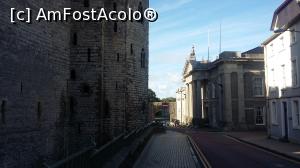[P07] Muzeul Regal din oraşul Caernarfon, Ţara Galilor.  » foto by traian.leuca †
 - 
<span class="allrVoted glyphicon glyphicon-heart hidden" id="av838118"></span>
<a class="m-l-10 hidden" id="sv838118" onclick="voting_Foto_DelVot(,838118,19690)" role="button">șterge vot <span class="glyphicon glyphicon-remove"></span></a>
<a id="v9838118" class=" c-red"  onclick="voting_Foto_SetVot(838118)" role="button"><span class="glyphicon glyphicon-heart-empty"></span> <b>LIKE</b> = Votează poza</a> <img class="hidden"  id="f838118W9" src="/imagini/loader.gif" border="0" /><span class="AjErrMes hidden" id="e838118ErM"></span>