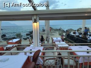 [P07] Ta Vrahakia, vederea de la masa, spre mare » foto by Anduise
 - 
<span class="allrVoted glyphicon glyphicon-heart hidden" id="av1081002"></span>
<a class="m-l-10 hidden" id="sv1081002" onclick="voting_Foto_DelVot(,1081002,19691)" role="button">șterge vot <span class="glyphicon glyphicon-remove"></span></a>
<a id="v91081002" class=" c-red"  onclick="voting_Foto_SetVot(1081002)" role="button"><span class="glyphicon glyphicon-heart-empty"></span> <b>LIKE</b> = Votează poza</a> <img class="hidden"  id="f1081002W9" src="/imagini/loader.gif" border="0" /><span class="AjErrMes hidden" id="e1081002ErM"></span>