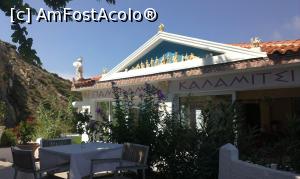 [P06] Taverna Panorama Kalamitsi - ”A dream you can live on”. Taverna văzută din terasa principală.  » foto by bogumil
 - 
<span class="allrVoted glyphicon glyphicon-heart hidden" id="av732259"></span>
<a class="m-l-10 hidden" id="sv732259" onclick="voting_Foto_DelVot(,732259,19692)" role="button">șterge vot <span class="glyphicon glyphicon-remove"></span></a>
<a id="v9732259" class=" c-red"  onclick="voting_Foto_SetVot(732259)" role="button"><span class="glyphicon glyphicon-heart-empty"></span> <b>LIKE</b> = Votează poza</a> <img class="hidden"  id="f732259W9" src="/imagini/loader.gif" border="0" /><span class="AjErrMes hidden" id="e732259ErM"></span>