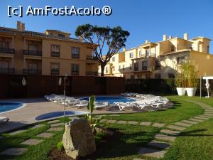 [P05] Piscinele nu foarte mari ale hotelului.  » foto by Cris
 - 
<span class="allrVoted glyphicon glyphicon-heart hidden" id="av729003"></span>
<a class="m-l-10 hidden" id="sv729003" onclick="voting_Foto_DelVot(,729003,19716)" role="button">șterge vot <span class="glyphicon glyphicon-remove"></span></a>
<a id="v9729003" class=" c-red"  onclick="voting_Foto_SetVot(729003)" role="button"><span class="glyphicon glyphicon-heart-empty"></span> <b>LIKE</b> = Votează poza</a> <img class="hidden"  id="f729003W9" src="/imagini/loader.gif" border="0" /><span class="AjErrMes hidden" id="e729003ErM"></span>