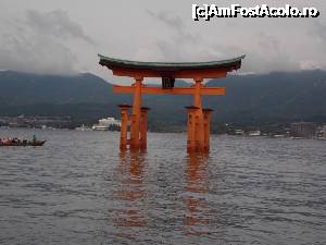 [P11] Miyajima, Altarul Itsukushima, Otorii Gate la flux » foto by mprofeanu
 - 
<span class="allrVoted glyphicon glyphicon-heart hidden" id="av696742"></span>
<a class="m-l-10 hidden" id="sv696742" onclick="voting_Foto_DelVot(,696742,19733)" role="button">șterge vot <span class="glyphicon glyphicon-remove"></span></a>
<a id="v9696742" class=" c-red"  onclick="voting_Foto_SetVot(696742)" role="button"><span class="glyphicon glyphicon-heart-empty"></span> <b>LIKE</b> = Votează poza</a> <img class="hidden"  id="f696742W9" src="/imagini/loader.gif" border="0" /><span class="AjErrMes hidden" id="e696742ErM"></span>