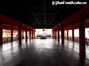 [P16] Miyajima, Altarul Itsukushima, Haraiden în față se vede Taka-Butai, scena înaltă pentru spectacole » foto by mprofeanu
 - 
<span class="allrVoted glyphicon glyphicon-heart hidden" id="av696753"></span>
<a class="m-l-10 hidden" id="sv696753" onclick="voting_Foto_DelVot(,696753,19733)" role="button">șterge vot <span class="glyphicon glyphicon-remove"></span></a>
<a id="v9696753" class=" c-red"  onclick="voting_Foto_SetVot(696753)" role="button"><span class="glyphicon glyphicon-heart-empty"></span> <b>LIKE</b> = Votează poza</a> <img class="hidden"  id="f696753W9" src="/imagini/loader.gif" border="0" /><span class="AjErrMes hidden" id="e696753ErM"></span>