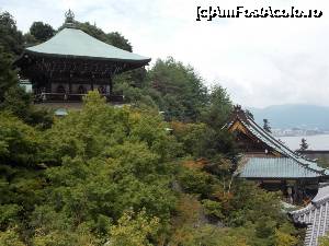 [P54] Miyajima, Templul Daisho-in, panoramă văzută de la Daishi-do, în stânga Maniden, în dreapta puțină apă » foto by mprofeanu
 - 
<span class="allrVoted glyphicon glyphicon-heart hidden" id="av696800"></span>
<a class="m-l-10 hidden" id="sv696800" onclick="voting_Foto_DelVot(,696800,19733)" role="button">șterge vot <span class="glyphicon glyphicon-remove"></span></a>
<a id="v9696800" class=" c-red"  onclick="voting_Foto_SetVot(696800)" role="button"><span class="glyphicon glyphicon-heart-empty"></span> <b>LIKE</b> = Votează poza</a> <img class="hidden"  id="f696800W9" src="/imagini/loader.gif" border="0" /><span class="AjErrMes hidden" id="e696800ErM"></span>