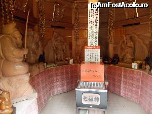[P60] Miyajima, Templul Daisho-in, interior Hakkaku Manpuku cu cei 7 zei ai norocului » foto by mprofeanu
 - 
<span class="allrVoted glyphicon glyphicon-heart hidden" id="av696811"></span>
<a class="m-l-10 hidden" id="sv696811" onclick="voting_Foto_DelVot(,696811,19733)" role="button">șterge vot <span class="glyphicon glyphicon-remove"></span></a>
<a id="v9696811" class=" c-red"  onclick="voting_Foto_SetVot(696811)" role="button"><span class="glyphicon glyphicon-heart-empty"></span> <b>LIKE</b> = Votează poza</a> <img class="hidden"  id="f696811W9" src="/imagini/loader.gif" border="0" /><span class="AjErrMes hidden" id="e696811ErM"></span>