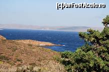 [P02] In drum spre Sounion » foto by crissu
 - 
<span class="allrVoted glyphicon glyphicon-heart hidden" id="av168437"></span>
<a class="m-l-10 hidden" id="sv168437" onclick="voting_Foto_DelVot(,168437,19763)" role="button">șterge vot <span class="glyphicon glyphicon-remove"></span></a>
<a id="v9168437" class=" c-red"  onclick="voting_Foto_SetVot(168437)" role="button"><span class="glyphicon glyphicon-heart-empty"></span> <b>LIKE</b> = Votează poza</a> <img class="hidden"  id="f168437W9" src="/imagini/loader.gif" border="0" /><span class="AjErrMes hidden" id="e168437ErM"></span>