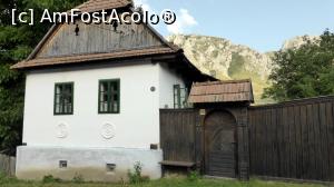 [P37] Casă tradițională în zona ”Vaiorului Mic” » foto by Lucien
 - 
<span class="allrVoted glyphicon glyphicon-heart hidden" id="av892195"></span>
<a class="m-l-10 hidden" id="sv892195" onclick="voting_Foto_DelVot(,892195,19767)" role="button">șterge vot <span class="glyphicon glyphicon-remove"></span></a>
<a id="v9892195" class=" c-red"  onclick="voting_Foto_SetVot(892195)" role="button"><span class="glyphicon glyphicon-heart-empty"></span> <b>LIKE</b> = Votează poza</a> <img class="hidden"  id="f892195W9" src="/imagini/loader.gif" border="0" /><span class="AjErrMes hidden" id="e892195ErM"></span>