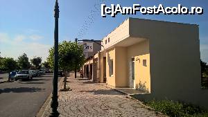 [P05] Parcarea gratuită este în față și pare că ar fi chiar a hotelului. Nu îmi dau seamă ce se întâmplă în plin sezon dar acum erau destule locuri de parcare. » foto by Dabator
 - 
<span class="allrVoted glyphicon glyphicon-heart hidden" id="av701495"></span>
<a class="m-l-10 hidden" id="sv701495" onclick="voting_Foto_DelVot(,701495,19784)" role="button">șterge vot <span class="glyphicon glyphicon-remove"></span></a>
<a id="v9701495" class=" c-red"  onclick="voting_Foto_SetVot(701495)" role="button"><span class="glyphicon glyphicon-heart-empty"></span> <b>LIKE</b> = Votează poza</a> <img class="hidden"  id="f701495W9" src="/imagini/loader.gif" border="0" /><span class="AjErrMes hidden" id="e701495ErM"></span>