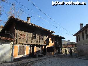 [P45] Koprivshtitsa » foto by Testosu'
 - 
<span class="allrVoted glyphicon glyphicon-heart hidden" id="av703061"></span>
<a class="m-l-10 hidden" id="sv703061" onclick="voting_Foto_DelVot(,703061,19795)" role="button">șterge vot <span class="glyphicon glyphicon-remove"></span></a>
<a id="v9703061" class=" c-red"  onclick="voting_Foto_SetVot(703061)" role="button"><span class="glyphicon glyphicon-heart-empty"></span> <b>LIKE</b> = Votează poza</a> <img class="hidden"  id="f703061W9" src="/imagini/loader.gif" border="0" /><span class="AjErrMes hidden" id="e703061ErM"></span>