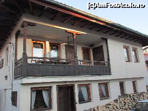 [P19] Bonchova Guest House » foto by Testosu'
 - 
<span class="allrVoted glyphicon glyphicon-heart hidden" id="av703257"></span>
<a class="m-l-10 hidden" id="sv703257" onclick="voting_Foto_DelVot(,703257,19799)" role="button">șterge vot <span class="glyphicon glyphicon-remove"></span></a>
<a id="v9703257" class=" c-red"  onclick="voting_Foto_SetVot(703257)" role="button"><span class="glyphicon glyphicon-heart-empty"></span> <b>LIKE</b> = Votează poza</a> <img class="hidden"  id="f703257W9" src="/imagini/loader.gif" border="0" /><span class="AjErrMes hidden" id="e703257ErM"></span>
