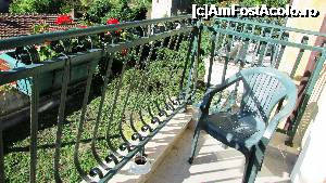 [P18] Balcon 1, muşcate, scaun, prima cafeluţă :)  » foto by crismis
 - 
<span class="allrVoted glyphicon glyphicon-heart hidden" id="av703649"></span>
<a class="m-l-10 hidden" id="sv703649" onclick="voting_Foto_DelVot(,703649,19805)" role="button">șterge vot <span class="glyphicon glyphicon-remove"></span></a>
<a id="v9703649" class=" c-red"  onclick="voting_Foto_SetVot(703649)" role="button"><span class="glyphicon glyphicon-heart-empty"></span> <b>LIKE</b> = Votează poza</a> <img class="hidden"  id="f703649W9" src="/imagini/loader.gif" border="0" /><span class="AjErrMes hidden" id="e703649ErM"></span>