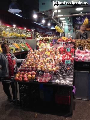 [P16] Piata Boqueria, unul dintre 'obiectivele' turistice ale Barcelonei » foto by mishu
 - 
<span class="allrVoted glyphicon glyphicon-heart hidden" id="av704199"></span>
<a class="m-l-10 hidden" id="sv704199" onclick="voting_Foto_DelVot(,704199,19814)" role="button">șterge vot <span class="glyphicon glyphicon-remove"></span></a>
<a id="v9704199" class=" c-red"  onclick="voting_Foto_SetVot(704199)" role="button"><span class="glyphicon glyphicon-heart-empty"></span> <b>LIKE</b> = Votează poza</a> <img class="hidden"  id="f704199W9" src="/imagini/loader.gif" border="0" /><span class="AjErrMes hidden" id="e704199ErM"></span>