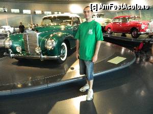 [P11] Muzeul Mercedes-Benz » foto by ciprian.dima
 - 
<span class="allrVoted glyphicon glyphicon-heart hidden" id="av360745"></span>
<a class="m-l-10 hidden" id="sv360745" onclick="voting_Foto_DelVot(,360745,19836)" role="button">șterge vot <span class="glyphicon glyphicon-remove"></span></a>
<a id="v9360745" class=" c-red"  onclick="voting_Foto_SetVot(360745)" role="button"><span class="glyphicon glyphicon-heart-empty"></span> <b>LIKE</b> = Votează poza</a> <img class="hidden"  id="f360745W9" src="/imagini/loader.gif" border="0" /><span class="AjErrMes hidden" id="e360745ErM"></span>