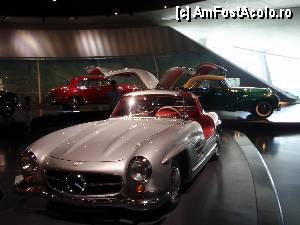 [P17] Muzeul Mercedes-Benz / Mercedes-Benz 300 SL Coupe » foto by ciprian.dima
 - 
<span class="allrVoted glyphicon glyphicon-heart hidden" id="av360755"></span>
<a class="m-l-10 hidden" id="sv360755" onclick="voting_Foto_DelVot(,360755,19836)" role="button">șterge vot <span class="glyphicon glyphicon-remove"></span></a>
<a id="v9360755" class=" c-red"  onclick="voting_Foto_SetVot(360755)" role="button"><span class="glyphicon glyphicon-heart-empty"></span> <b>LIKE</b> = Votează poza</a> <img class="hidden"  id="f360755W9" src="/imagini/loader.gif" border="0" /><span class="AjErrMes hidden" id="e360755ErM"></span>