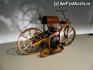 [P03] Muzeul Mercedes-Benz / Ati incerca o asemenea motocicleta? Prinde ametitoarea viteza de 9 km/h » foto by ciprian.dima
 - 
<span class="allrVoted glyphicon glyphicon-heart hidden" id="av360732"></span>
<a class="m-l-10 hidden" id="sv360732" onclick="voting_Foto_DelVot(,360732,19836)" role="button">șterge vot <span class="glyphicon glyphicon-remove"></span></a>
<a id="v9360732" class=" c-red"  onclick="voting_Foto_SetVot(360732)" role="button"><span class="glyphicon glyphicon-heart-empty"></span> <b>LIKE</b> = Votează poza</a> <img class="hidden"  id="f360732W9" src="/imagini/loader.gif" border="0" /><span class="AjErrMes hidden" id="e360732ErM"></span>