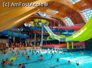 [P01] Therme Bucuresti, zona Galaxy cu cel mai lung sistem de tobogane acvatice din Europa » foto by raducondurache
 - 
<span class="allrVoted glyphicon glyphicon-heart hidden" id="av1384367"></span>
<a class="m-l-10 hidden" id="sv1384367" onclick="voting_Foto_DelVot(,1384367,19847)" role="button">șterge vot <span class="glyphicon glyphicon-remove"></span></a>
<a id="v91384367" class=" c-red"  onclick="voting_Foto_SetVot(1384367)" role="button"><span class="glyphicon glyphicon-heart-empty"></span> <b>LIKE</b> = Votează poza</a> <img class="hidden"  id="f1384367W9" src="/imagini/loader.gif" border="0" /><span class="AjErrMes hidden" id="e1384367ErM"></span>
