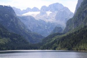 [P19] Ghețarul Dachstein privit de mai aproape » foto by Alina53
 - 
<span class="allrVoted glyphicon glyphicon-heart hidden" id="av707970"></span>
<a class="m-l-10 hidden" id="sv707970" onclick="voting_Foto_DelVot(,707970,19872)" role="button">șterge vot <span class="glyphicon glyphicon-remove"></span></a>
<a id="v9707970" class=" c-red"  onclick="voting_Foto_SetVot(707970)" role="button"><span class="glyphicon glyphicon-heart-empty"></span> <b>LIKE</b> = Votează poza</a> <img class="hidden"  id="f707970W9" src="/imagini/loader.gif" border="0" /><span class="AjErrMes hidden" id="e707970ErM"></span>