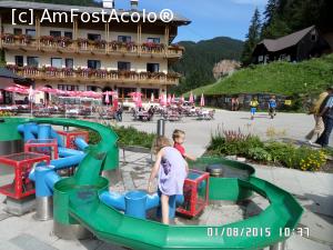 [P06] Gasthof Gosausee - aici vă puteți și caza, priveliștea este gratuită...  » foto by Alina53
 - 
<span class="allrVoted glyphicon glyphicon-heart hidden" id="av707957"></span>
<a class="m-l-10 hidden" id="sv707957" onclick="voting_Foto_DelVot(,707957,19872)" role="button">șterge vot <span class="glyphicon glyphicon-remove"></span></a>
<a id="v9707957" class=" c-red"  onclick="voting_Foto_SetVot(707957)" role="button"><span class="glyphicon glyphicon-heart-empty"></span> <b>LIKE</b> = Votează poza</a> <img class="hidden"  id="f707957W9" src="/imagini/loader.gif" border="0" /><span class="AjErrMes hidden" id="e707957ErM"></span>