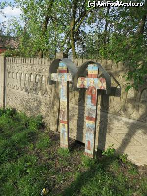 [P22] Cruci de jurământ.  » foto by tata123 🔱
 - 
<span class="allrVoted glyphicon glyphicon-heart hidden" id="av656629"></span>
<a class="m-l-10 hidden" id="sv656629" onclick="voting_Foto_DelVot(,656629,19874)" role="button">șterge vot <span class="glyphicon glyphicon-remove"></span></a>
<a id="v9656629" class=" c-red"  onclick="voting_Foto_SetVot(656629)" role="button"><span class="glyphicon glyphicon-heart-empty"></span> <b>LIKE</b> = Votează poza</a> <img class="hidden"  id="f656629W9" src="/imagini/loader.gif" border="0" /><span class="AjErrMes hidden" id="e656629ErM"></span>