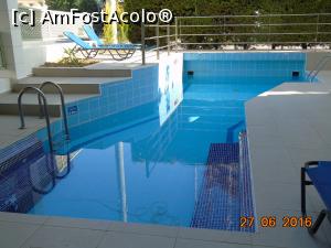 [P06] Piscina hotelului.  » foto by sorintm
 - 
<span class="allrVoted glyphicon glyphicon-heart hidden" id="av778241"></span>
<a class="m-l-10 hidden" id="sv778241" onclick="voting_Foto_DelVot(,778241,19891)" role="button">șterge vot <span class="glyphicon glyphicon-remove"></span></a>
<a id="v9778241" class=" c-red"  onclick="voting_Foto_SetVot(778241)" role="button"><span class="glyphicon glyphicon-heart-empty"></span> <b>LIKE</b> = Votează poza</a> <img class="hidden"  id="f778241W9" src="/imagini/loader.gif" border="0" /><span class="AjErrMes hidden" id="e778241ErM"></span>