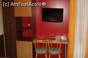 [P02] Cameră hotel.  » foto by lucsim
 - 
<span class="allrVoted glyphicon glyphicon-heart hidden" id="av709532"></span>
<a class="m-l-10 hidden" id="sv709532" onclick="voting_Foto_DelVot(,709532,19902)" role="button">șterge vot <span class="glyphicon glyphicon-remove"></span></a>
<a id="v9709532" class=" c-red"  onclick="voting_Foto_SetVot(709532)" role="button"><span class="glyphicon glyphicon-heart-empty"></span> <b>LIKE</b> = Votează poza</a> <img class="hidden"  id="f709532W9" src="/imagini/loader.gif" border="0" /><span class="AjErrMes hidden" id="e709532ErM"></span>