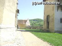 [P15] Biserica Cetate Biertan - vedere din curtea interioara de langa biserica (prima) » foto by biancuta
 - 
<span class="allrVoted glyphicon glyphicon-heart hidden" id="av69816"></span>
<a class="m-l-10 hidden" id="sv69816" onclick="voting_Foto_DelVot(,69816,19909)" role="button">șterge vot <span class="glyphicon glyphicon-remove"></span></a>
<a id="v969816" class=" c-red"  onclick="voting_Foto_SetVot(69816)" role="button"><span class="glyphicon glyphicon-heart-empty"></span> <b>LIKE</b> = Votează poza</a> <img class="hidden"  id="f69816W9" src="/imagini/loader.gif" border="0" /><span class="AjErrMes hidden" id="e69816ErM"></span>