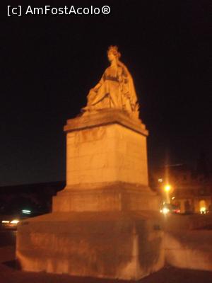 [P12] Statuia la care se termină plimbarea noastră de seară » foto by diacrys*
 - 
<span class="allrVoted glyphicon glyphicon-heart hidden" id="av736182"></span>
<a class="m-l-10 hidden" id="sv736182" onclick="voting_Foto_DelVot(,736182,19910)" role="button">șterge vot <span class="glyphicon glyphicon-remove"></span></a>
<a id="v9736182" class=" c-red"  onclick="voting_Foto_SetVot(736182)" role="button"><span class="glyphicon glyphicon-heart-empty"></span> <b>LIKE</b> = Votează poza</a> <img class="hidden"  id="f736182W9" src="/imagini/loader.gif" border="0" /><span class="AjErrMes hidden" id="e736182ErM"></span>
