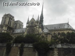 [P27] Notre-Dame, văzută de pe vaporaș » foto by diacrys*
 - 
<span class="allrVoted glyphicon glyphicon-heart hidden" id="av736197"></span>
<a class="m-l-10 hidden" id="sv736197" onclick="voting_Foto_DelVot(,736197,19910)" role="button">șterge vot <span class="glyphicon glyphicon-remove"></span></a>
<a id="v9736197" class=" c-red"  onclick="voting_Foto_SetVot(736197)" role="button"><span class="glyphicon glyphicon-heart-empty"></span> <b>LIKE</b> = Votează poza</a> <img class="hidden"  id="f736197W9" src="/imagini/loader.gif" border="0" /><span class="AjErrMes hidden" id="e736197ErM"></span>