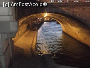 [P09] Pasajul pe sub podul Saint-Michel » foto by diacrys*
 - 
<span class="allrVoted glyphicon glyphicon-heart hidden" id="av736179"></span>
<a class="m-l-10 hidden" id="sv736179" onclick="voting_Foto_DelVot(,736179,19910)" role="button">șterge vot <span class="glyphicon glyphicon-remove"></span></a>
<a id="v9736179" class=" c-red"  onclick="voting_Foto_SetVot(736179)" role="button"><span class="glyphicon glyphicon-heart-empty"></span> <b>LIKE</b> = Votează poza</a> <img class="hidden"  id="f736179W9" src="/imagini/loader.gif" border="0" /><span class="AjErrMes hidden" id="e736179ErM"></span>
