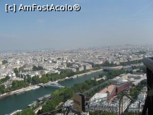 [P16] 16... iar aici orașul și Sena, dinspre amonte. » foto by doinafil
 - 
<span class="allrVoted glyphicon glyphicon-heart hidden" id="av1153552"></span>
<a class="m-l-10 hidden" id="sv1153552" onclick="voting_Foto_DelVot(,1153552,19911)" role="button">șterge vot <span class="glyphicon glyphicon-remove"></span></a>
<a id="v91153552" class=" c-red"  onclick="voting_Foto_SetVot(1153552)" role="button"><span class="glyphicon glyphicon-heart-empty"></span> <b>LIKE</b> = Votează poza</a> <img class="hidden"  id="f1153552W9" src="/imagini/loader.gif" border="0" /><span class="AjErrMes hidden" id="e1153552ErM"></span>