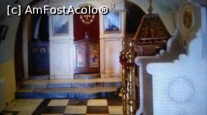 [P28] Capela de la parter under a cost gasita icoana » foto by dianamea
 - 
<span class="allrVoted glyphicon glyphicon-heart hidden" id="av887901"></span>
<a class="m-l-10 hidden" id="sv887901" onclick="voting_Foto_DelVot(,887901,19914)" role="button">șterge vot <span class="glyphicon glyphicon-remove"></span></a>
<a id="v9887901" class=" c-red"  onclick="voting_Foto_SetVot(887901)" role="button"><span class="glyphicon glyphicon-heart-empty"></span> <b>LIKE</b> = Votează poza</a> <img class="hidden"  id="f887901W9" src="/imagini/loader.gif" border="0" /><span class="AjErrMes hidden" id="e887901ErM"></span>