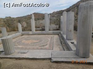 [P17] Mozaic din Casa Delfinilor: doi delfini » foto by irinad
 - 
<span class="allrVoted glyphicon glyphicon-heart hidden" id="av1264341"></span>
<a class="m-l-10 hidden" id="sv1264341" onclick="voting_Foto_DelVot(,1264341,19914)" role="button">șterge vot <span class="glyphicon glyphicon-remove"></span></a>
<a id="v91264341" class=" c-red"  onclick="voting_Foto_SetVot(1264341)" role="button"><span class="glyphicon glyphicon-heart-empty"></span> <b>LIKE</b> = Votează poza</a> <img class="hidden"  id="f1264341W9" src="/imagini/loader.gif" border="0" /><span class="AjErrMes hidden" id="e1264341ErM"></span>