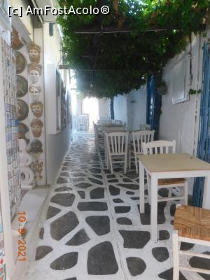 [P15] La pas prin Old Market, Chora » foto by irinad
 - 
<span class="allrVoted glyphicon glyphicon-heart hidden" id="av1265207"></span>
<a class="m-l-10 hidden" id="sv1265207" onclick="voting_Foto_DelVot(,1265207,19914)" role="button">șterge vot <span class="glyphicon glyphicon-remove"></span></a>
<a id="v91265207" class=" c-red"  onclick="voting_Foto_SetVot(1265207)" role="button"><span class="glyphicon glyphicon-heart-empty"></span> <b>LIKE</b> = Votează poza</a> <img class="hidden"  id="f1265207W9" src="/imagini/loader.gif" border="0" /><span class="AjErrMes hidden" id="e1265207ErM"></span>